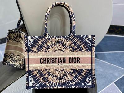 DIOR Handbags 655